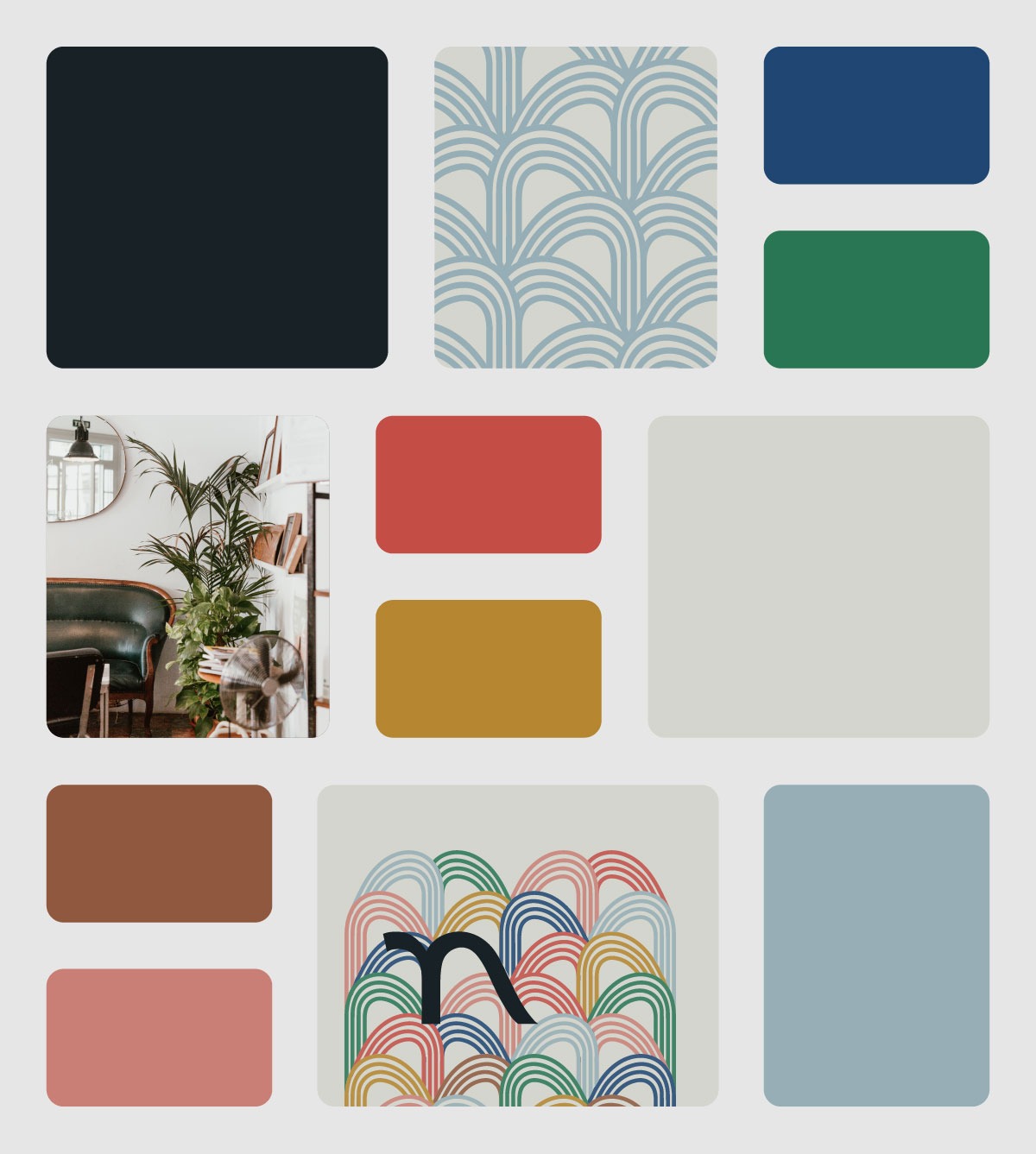 Palette de couleurs de Navarro : base noir et blanc cassé avec des touches de rouge, vert, rose,etc Mise en avant du motif.